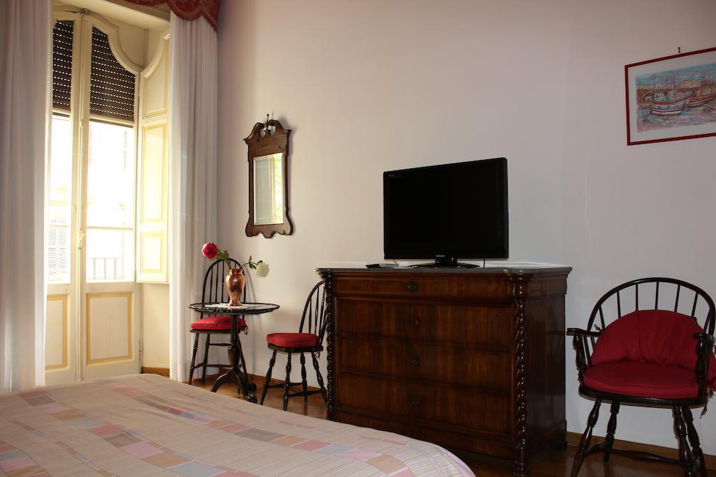 Bed and breakfast Charming House 2*