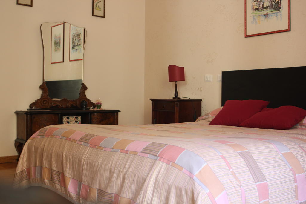 Bed and breakfast Charming House 2*